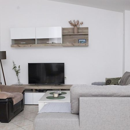 3-Bedroom Apartment With Panoramic Bay Views 코토르 외부 사진
