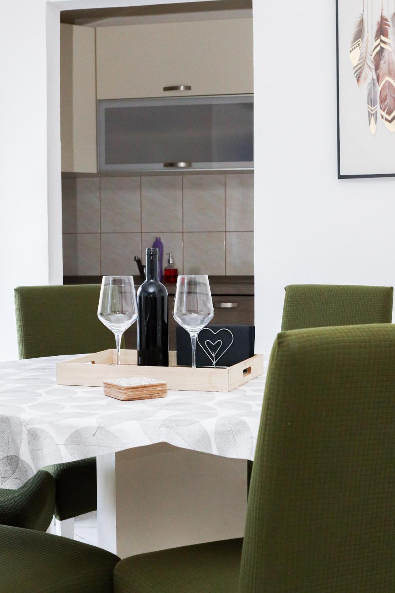 3-Bedroom Apartment With Panoramic Bay Views 코토르 외부 사진